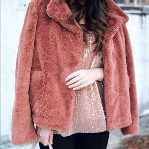 Leith Faux Fur Jacket in Cedar Coral Size:M